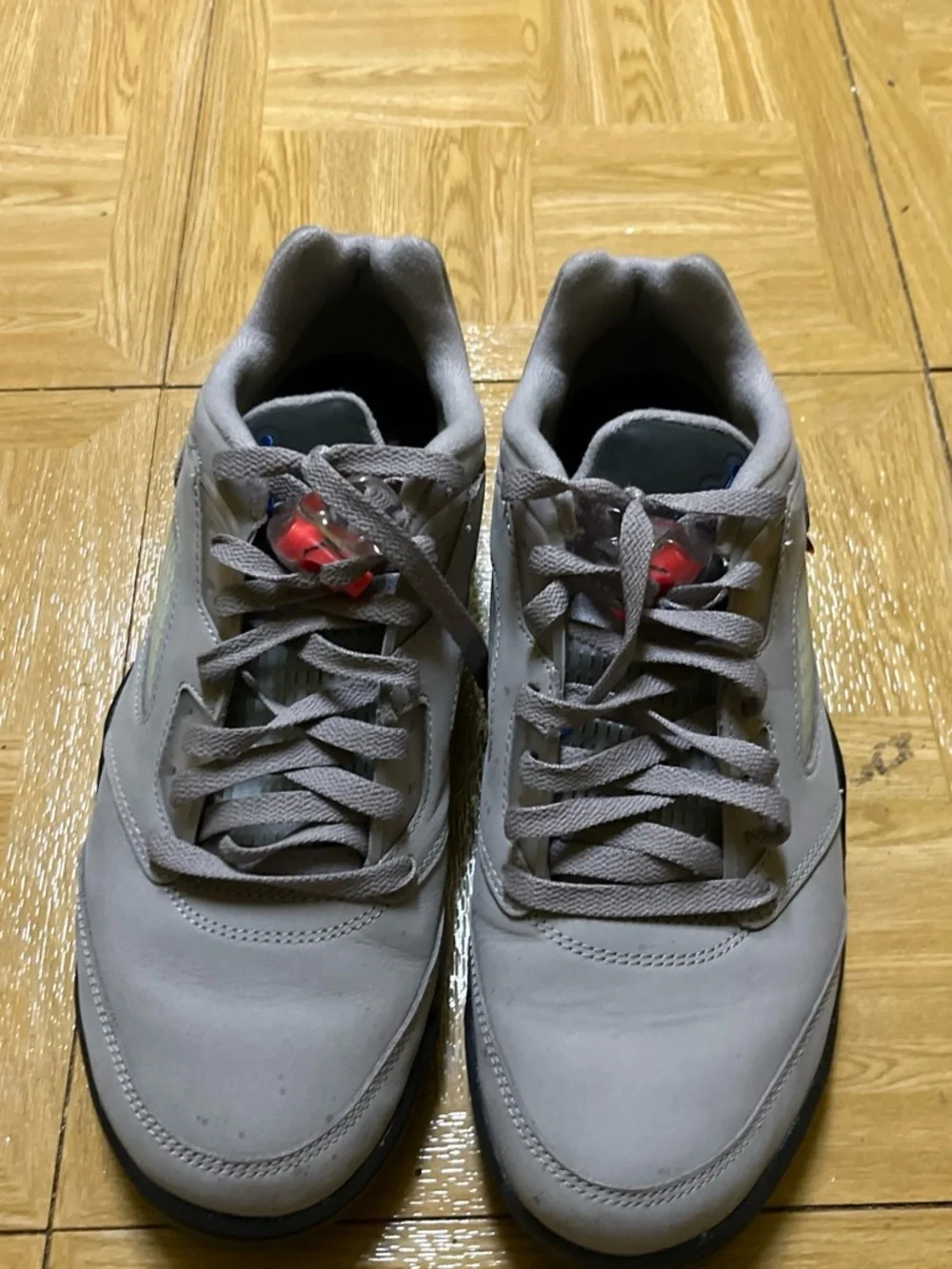 Jordan Men's Light Gray Low-Top Sneakers with Red Lace Locks
